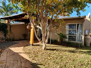 2 Bed Townhouse in Randpark Ridge