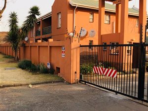 3 Bed Apartment in Boksburg Central