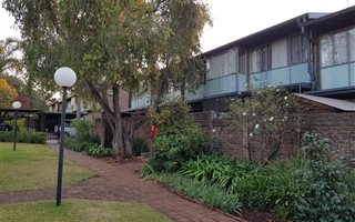 3 Bedroom Townhouse in Clubview