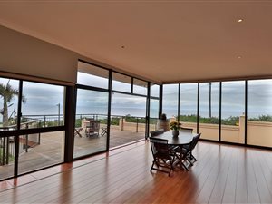 4 Bed House in Athlone Park