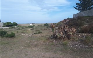 1426 m² Land available in Linkside