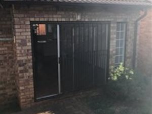 3 Bed Townhouse in Wilgeheuwel