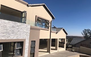 5 Bedroom House in Sterrewag