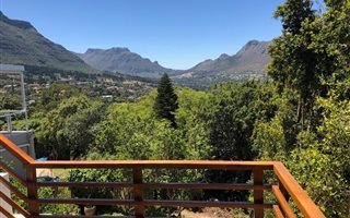 2 Bedroom Garden Cottage in Hout Bay and surrounds