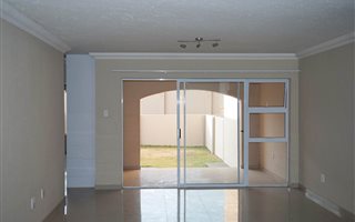 3 Bedroom Apartment in Morehill