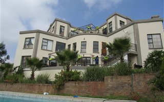 5 Bedroom House in Noordheuwel