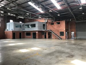 540 m² Industrial space in Jacobs