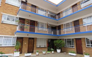 2 Bedroom Flat in Florida Park