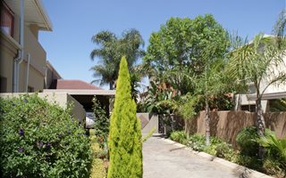 4 Bedroom House in Van Riebeeck Park