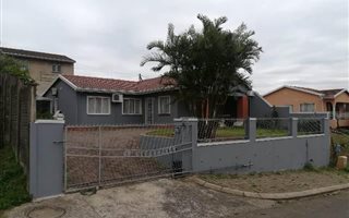 3 Bedroom Simplex in Forest Haven