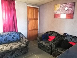 2 Bed House in Bonteheuwel