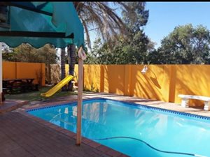 4 Bed House in Monument Heights