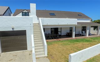 5 Bedroom House in Paternoster