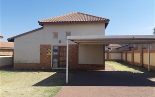 3 Bedroom Townhouse in Reyno Ridge