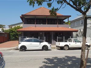 213 m² Commercial space in Knysna Central