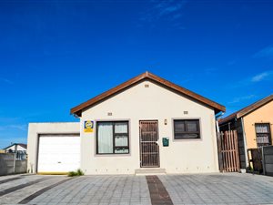 2 Bed House in Highbury