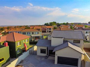 4 Bedroom House in Thatchfield