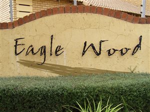 2 Bed Apartment in Mooikloof Ridge