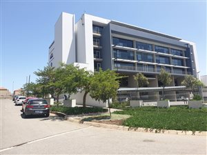 143 m² Office Space in Halfway House