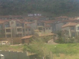 2 Bed Apartment in Constantia Kloof