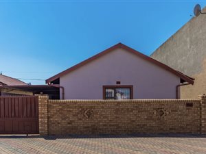 3 Bed House in Kagiso