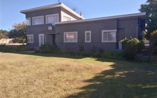 7 Bedroom House in Aliwal North