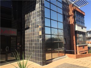 25000 m² Commercial space in Eco Park
