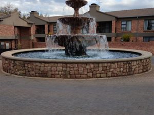 2 Bed Townhouse in Ravenswood