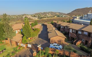 2 Bedroom Townhouse in Bassonia