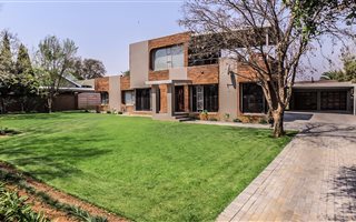 3 Bedroom House in Van Der Hoff Park