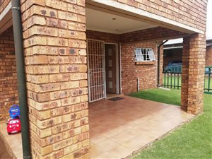 3 Bed Townhouse in Sunair Park