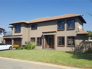 4 Bed Cluster in Rynfield