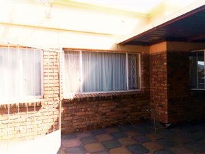 3 Bed House in Daspoort