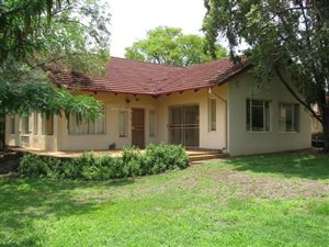 8.6 ha Farm in Boschkop