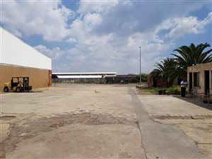 19096 m² Industrial space in Dunswart