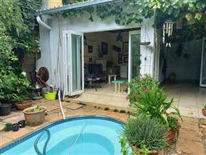 4 Bed House in Westdene