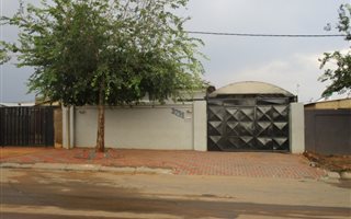 3 Bedroom House in Tshepisong