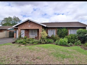 3 Bed House in Bellevue