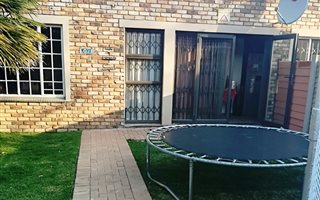 2 Bedroom Townhouse in Baillie Park