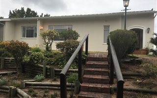 3 Bedroom House in Old Place