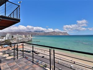 4 Bed Apartment in Strand North