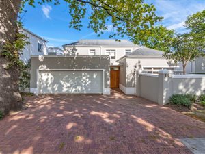 4 Bed House in Erinvale Estate