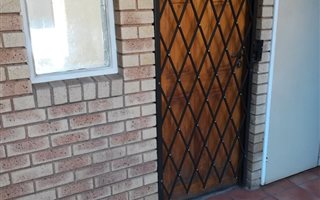 2 Bedroom Townhouse in Auckland Park