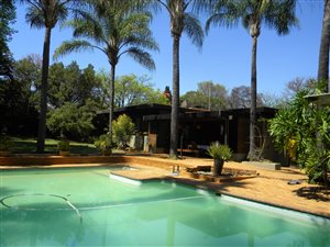 5 Bed House in Lynnwood Ridge