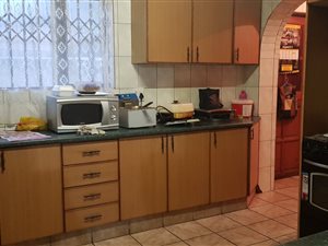 3 Bed House in Brackenham