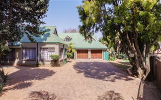 5 Bedroom House in Sonneveld