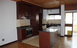 3 Bedroom Apartment in Milnerton Central