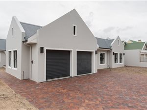4 Bed House in Zevendal