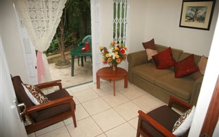 1 Bedroom Garden Cottage in Melville