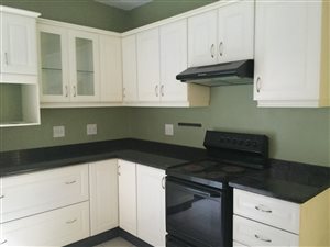 3 Bed Duplex in Clarendon